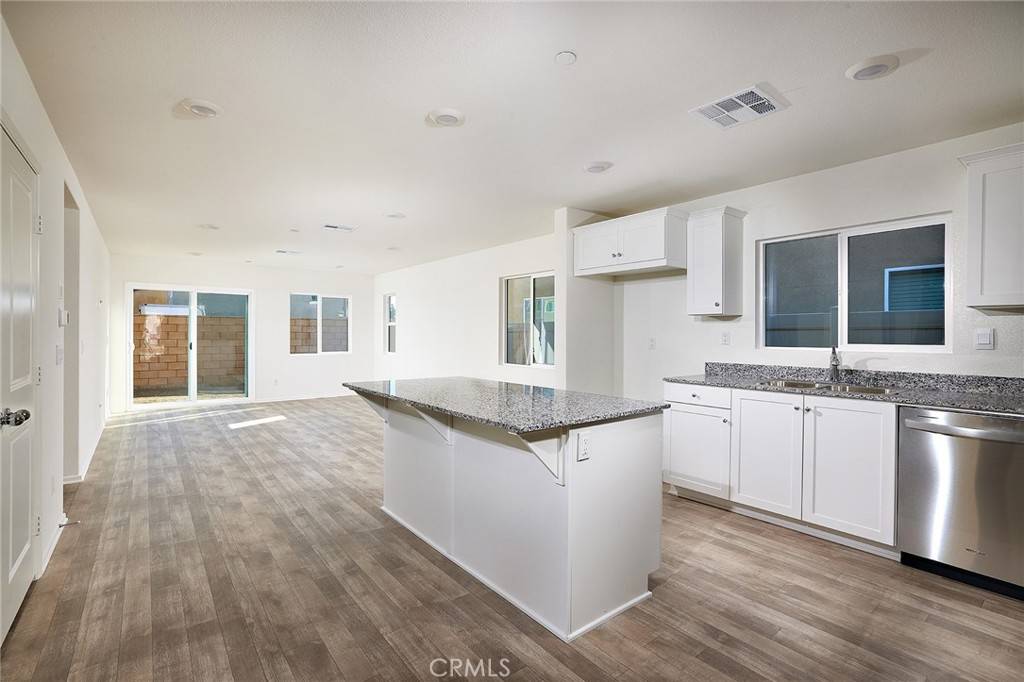 Winchester, CA 92596,30843 Draco DR