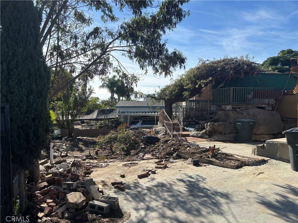 Perris, CA 92570,382 Altura