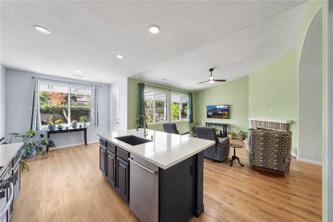 Murrieta, CA 92562,37763 Amber LN