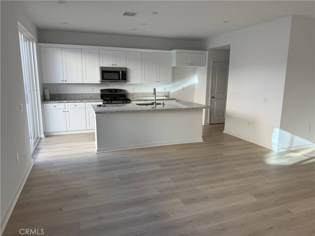 Winchester, CA 92596,32813 Manhattan AVE