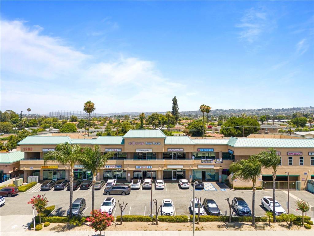 Rowland Heights, CA 91748,1788 Sierra Leone AVE #211