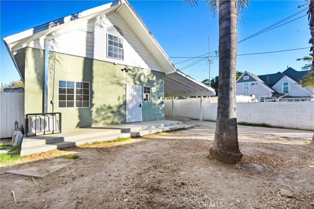 Colton, CA 92324,451 Kelly LN