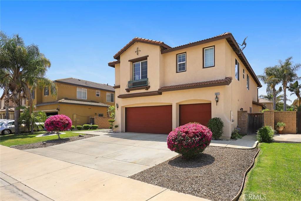 Eastvale, CA 92880,6833 Winterberry WAY