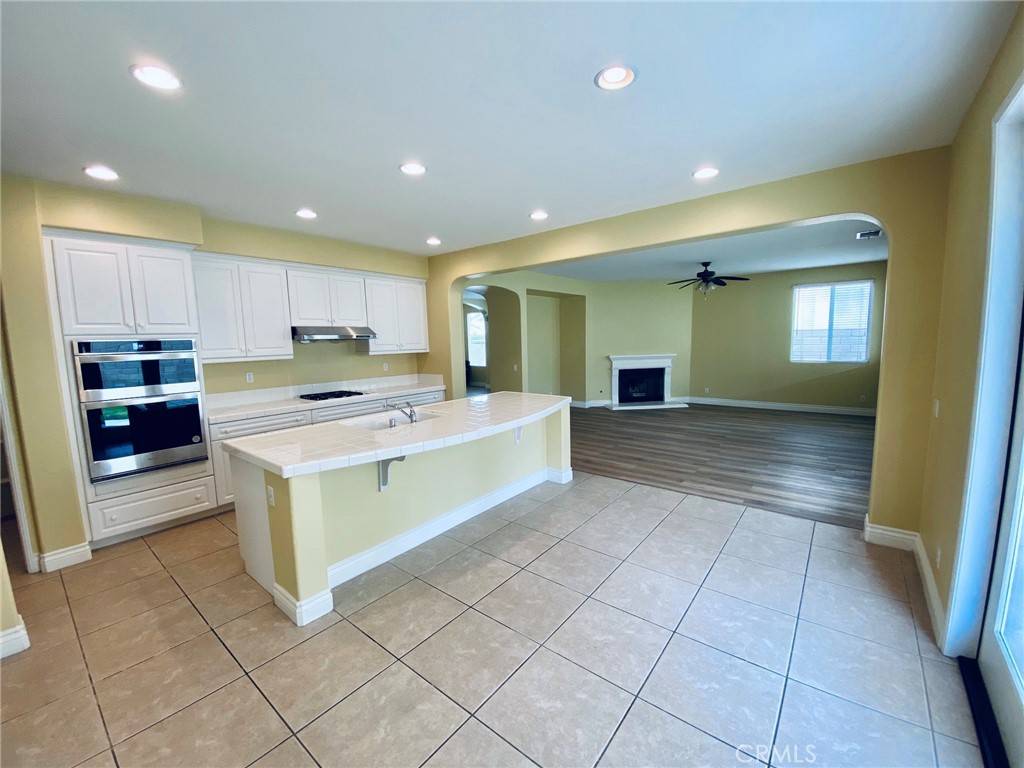 Eastvale, CA 92880,7982 Sorrel LN