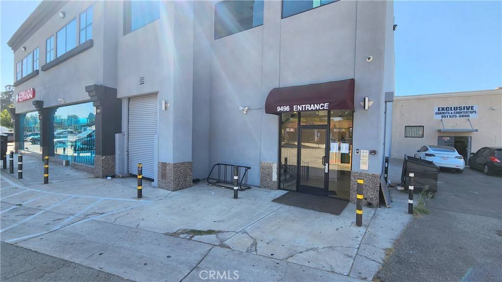 Riverside, CA 92503,9496 Magnolia AVE