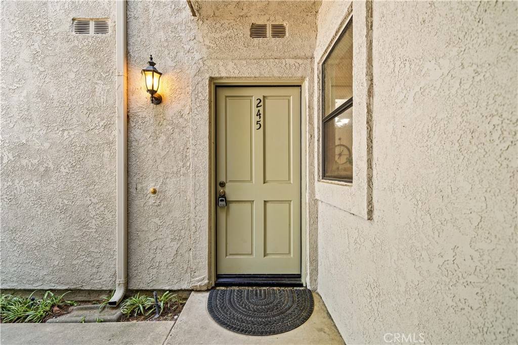 Diamond Bar, CA 91765,22879 Hilton Head DR #245