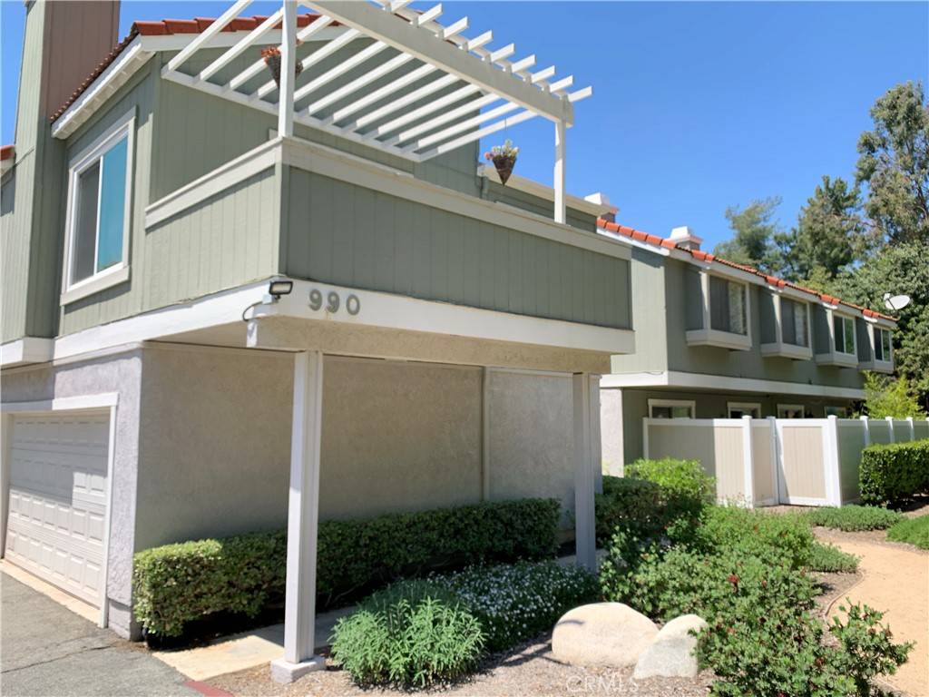 Diamond Bar, CA 91765,990 Golden Springs DR #D