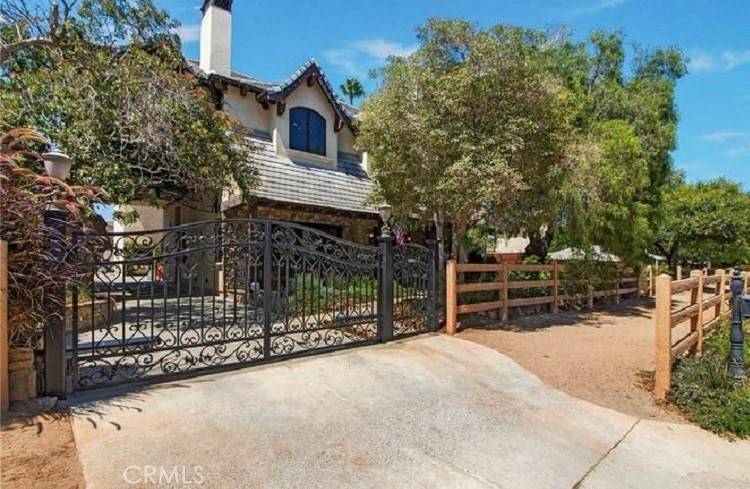 Newport Beach, CA 92660,20431 Cypress ST