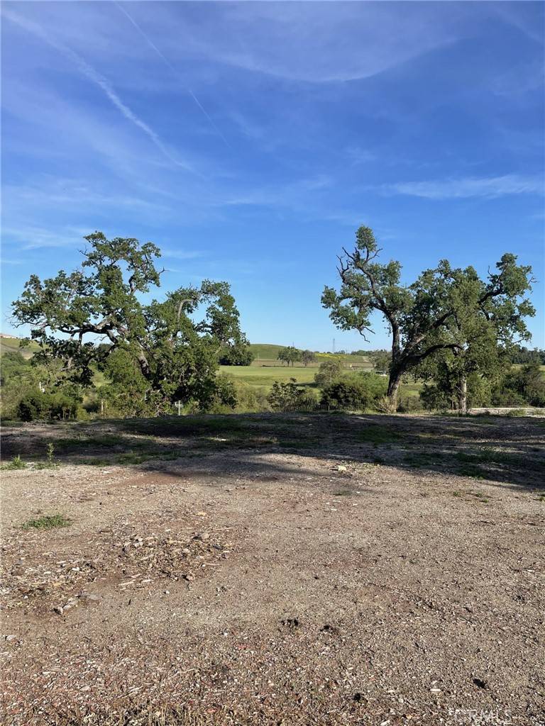 Templeton, CA 93465,0 8th ST