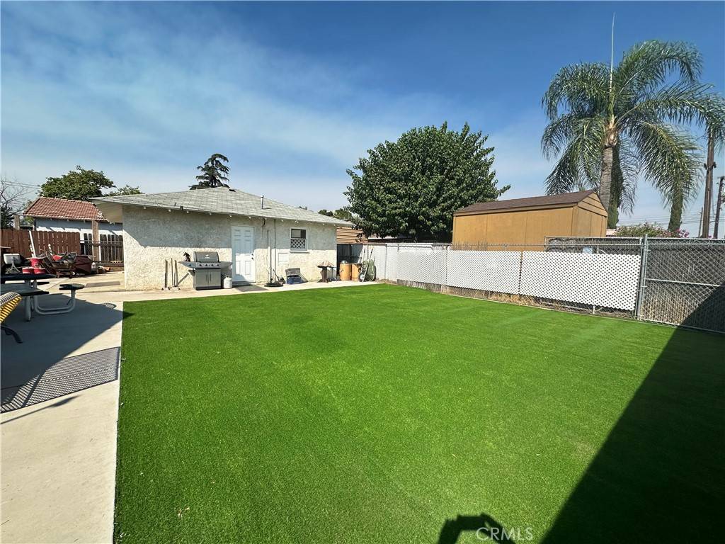 Bloomington, CA 92316,10693 Valencia ST