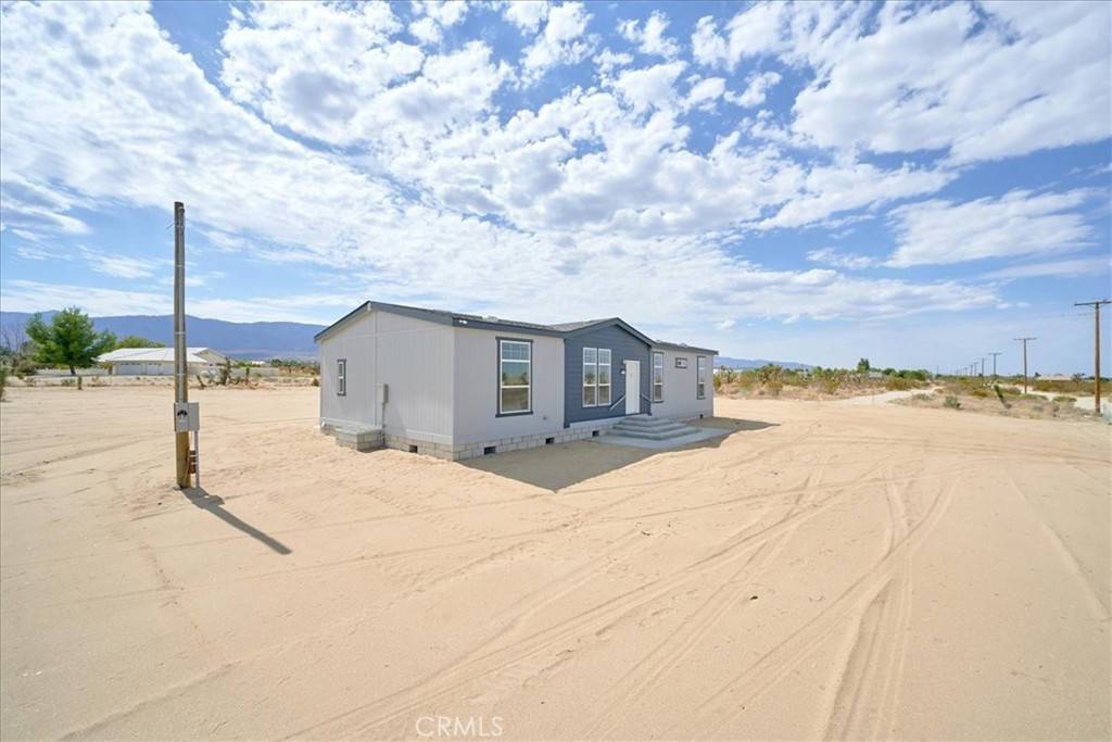 Pinon Hills, CA 92372,12872 Mountain RD