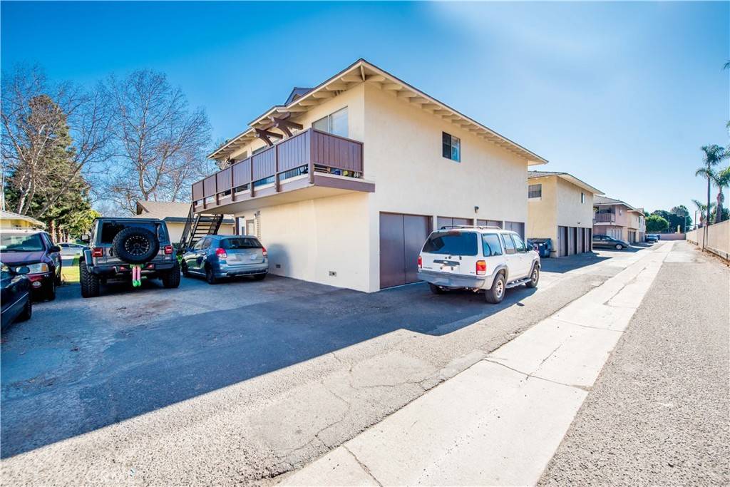 Santa Ana, CA 92704,3714 S Marine ST