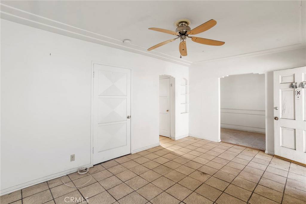 Los Angeles, CA 90039,4140 Edenhurst AVE