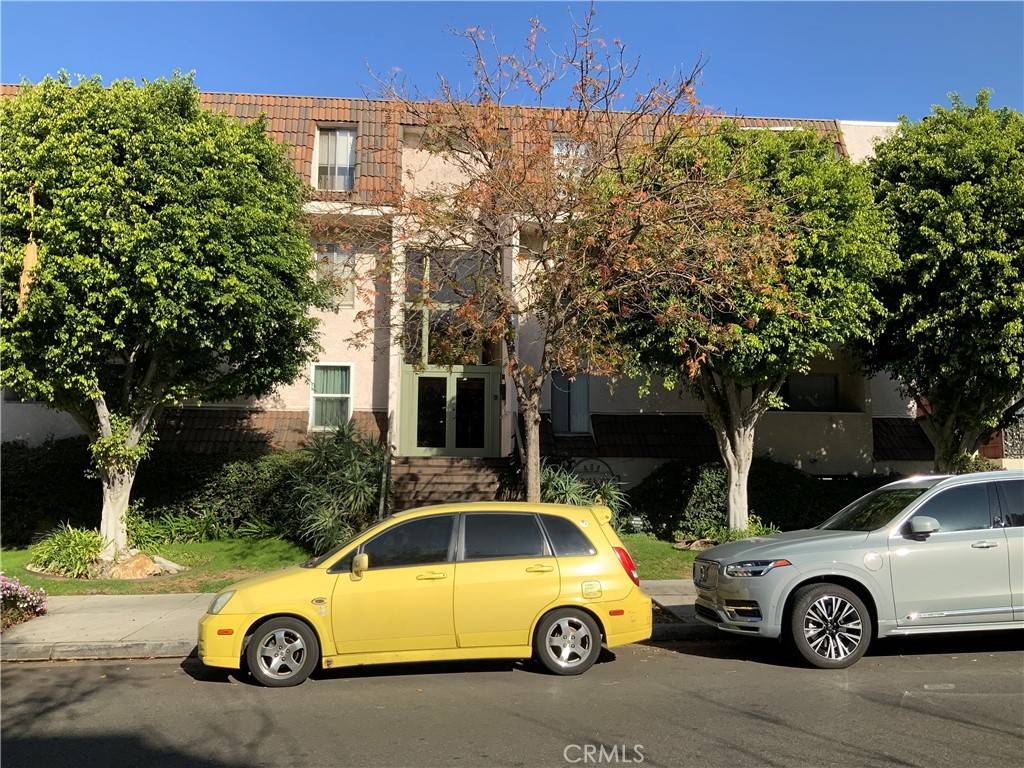 Glendale, CA 91203,409 Burchett ST #220