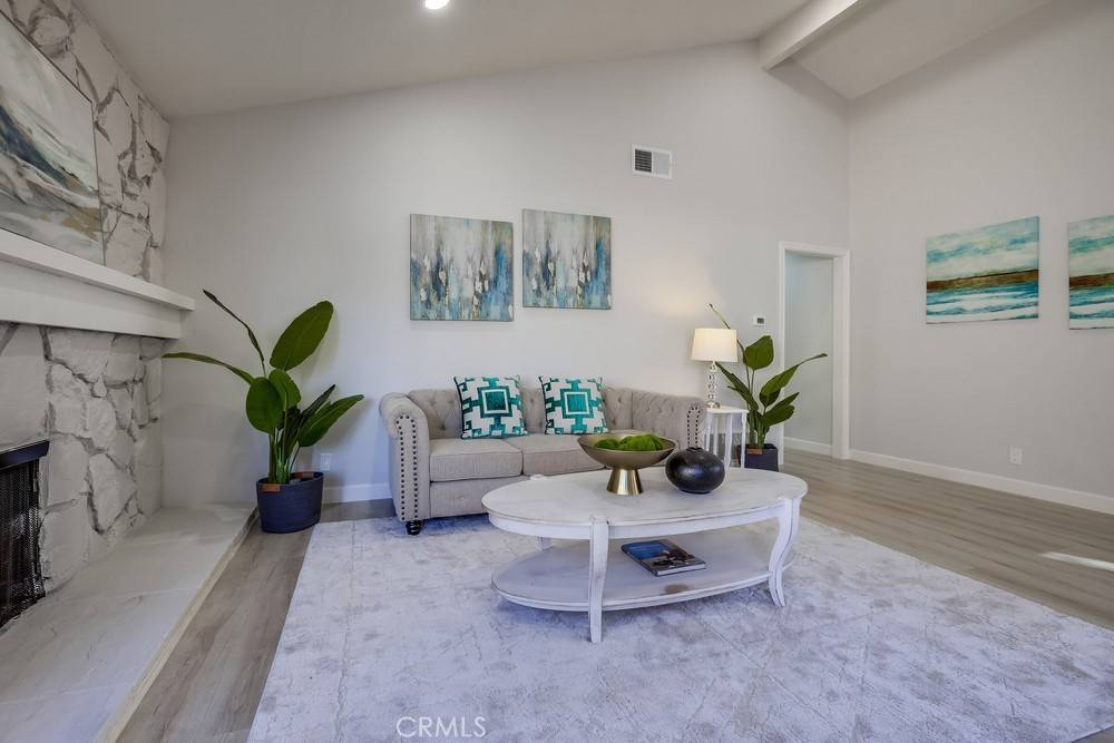 Santa Ana, CA 92701,1935 E Fruit ST