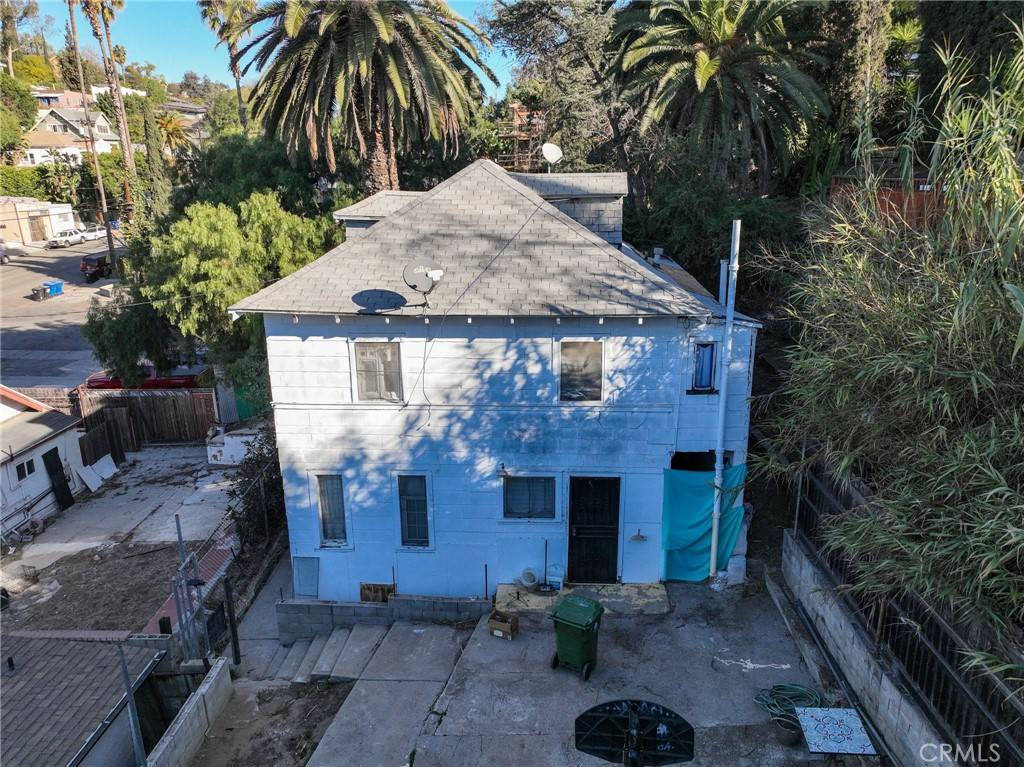 Los Angeles, CA 90026,1574 Donaldson ST