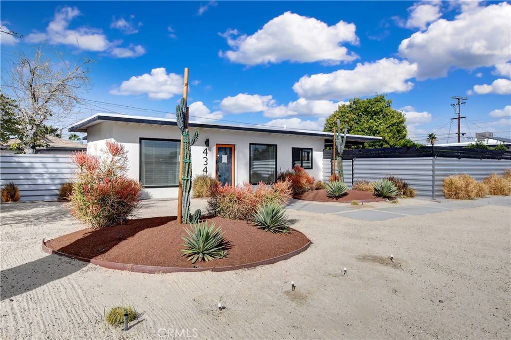 Palm Springs, CA 92264,4348 E Camino Parocela