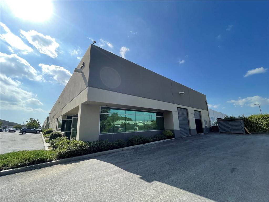 Santa Fe Springs, CA 90670,12995 Los Nietos RD