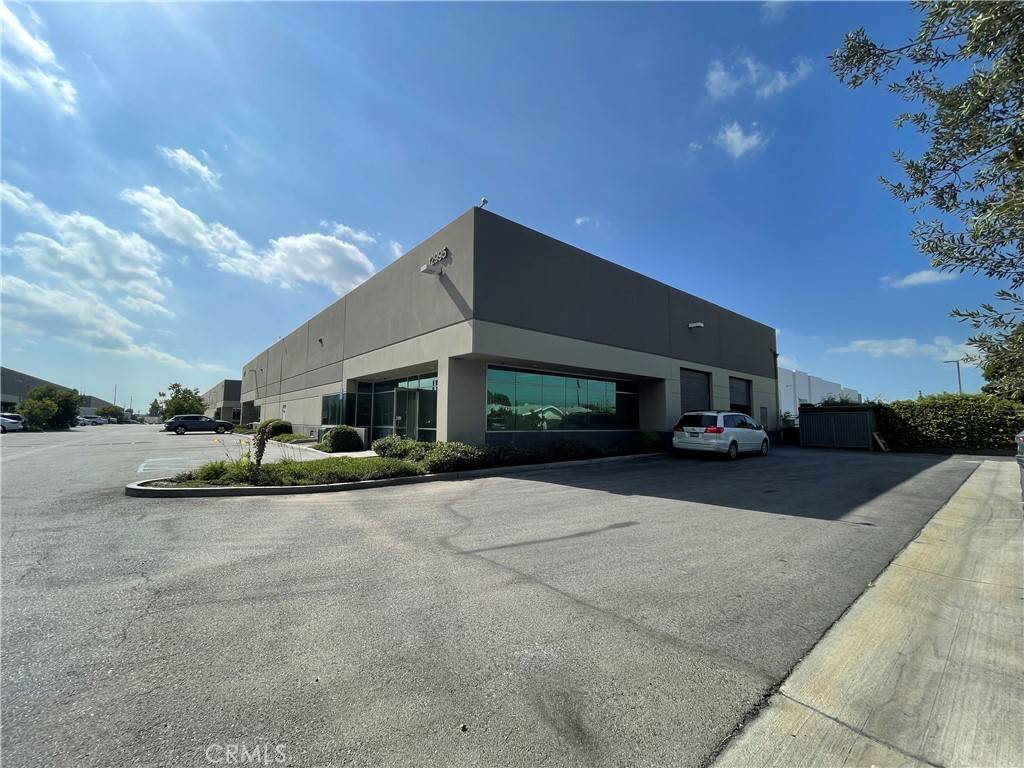 Santa Fe Springs, CA 90670,12995 Los Nietos RD