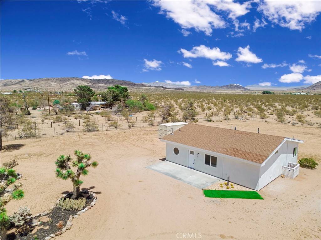 Landers, CA 92285,1809 Delgada AVE