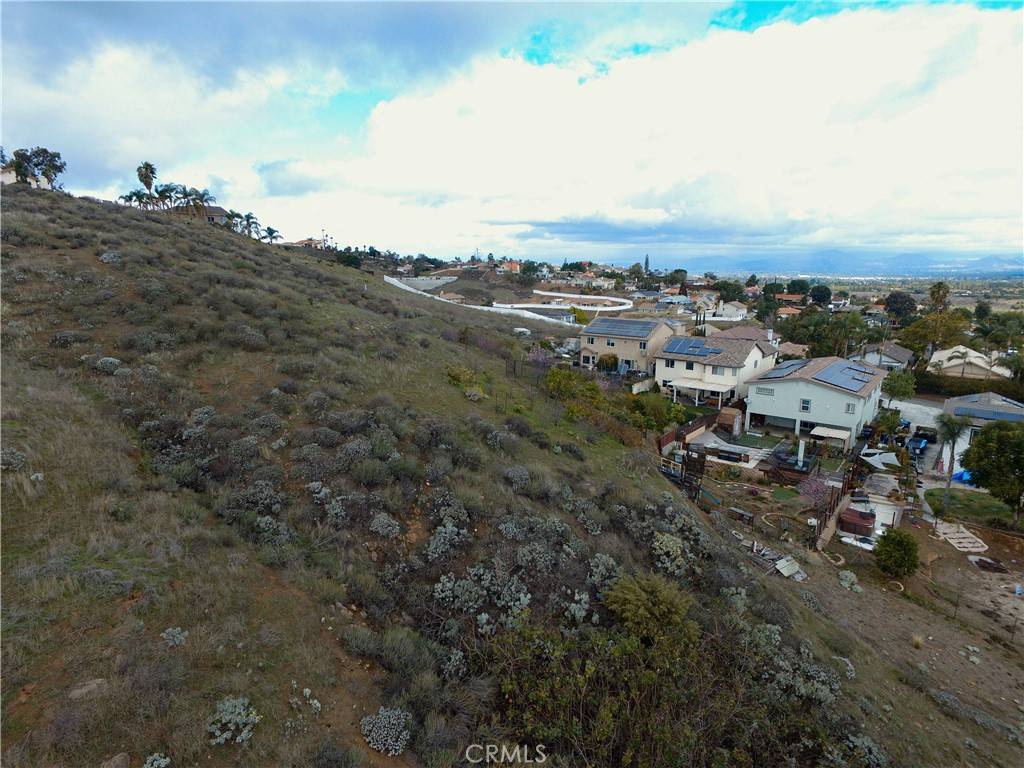 Riverside, CA 92505,0 271181015 DR