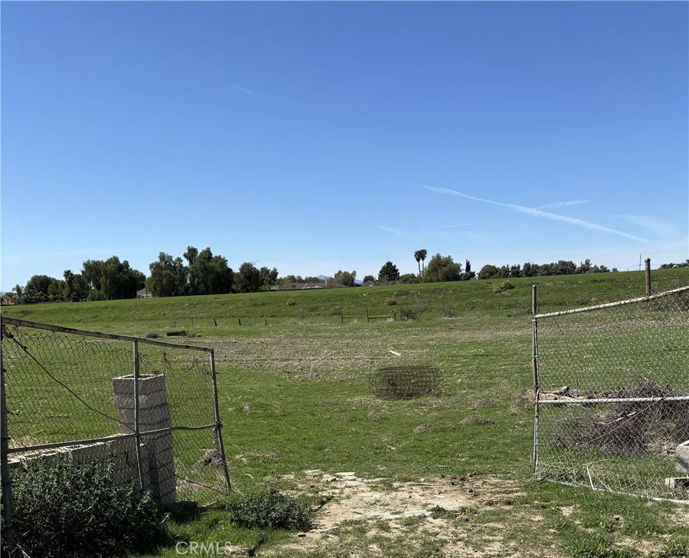 Moreno Valley, CA 92555,29251 Highland BLVD