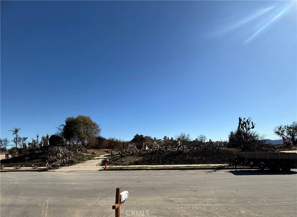 Camarillo, CA 93010,3130 Old Coach DR