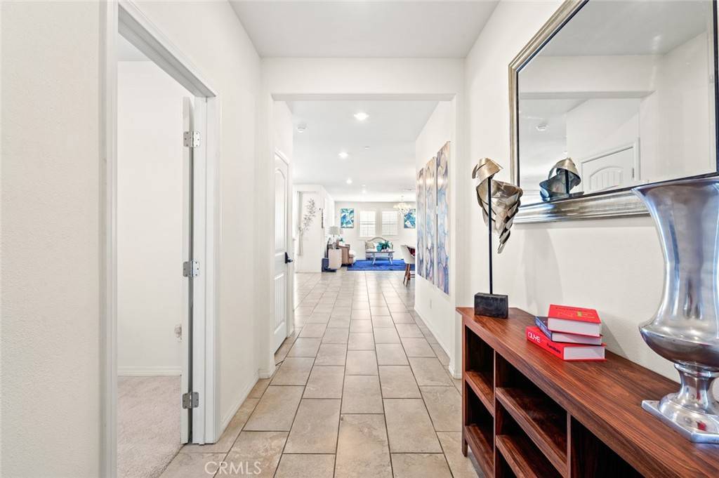 Jurupa Valley, CA 91752,6950 Bank Side DR