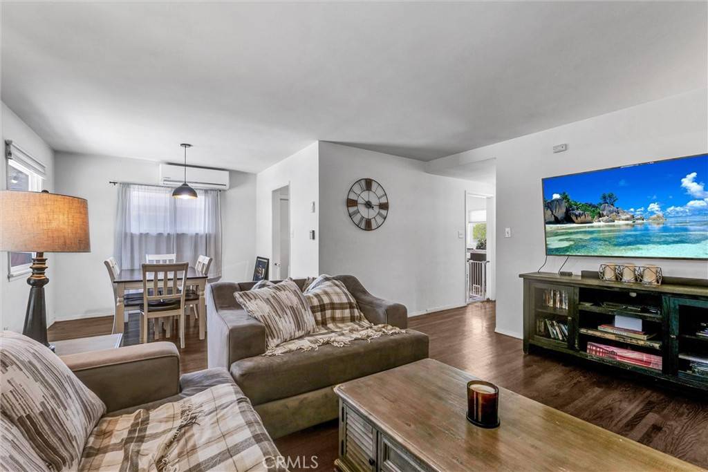Lawndale, CA 90260,15302 Prairie AVE
