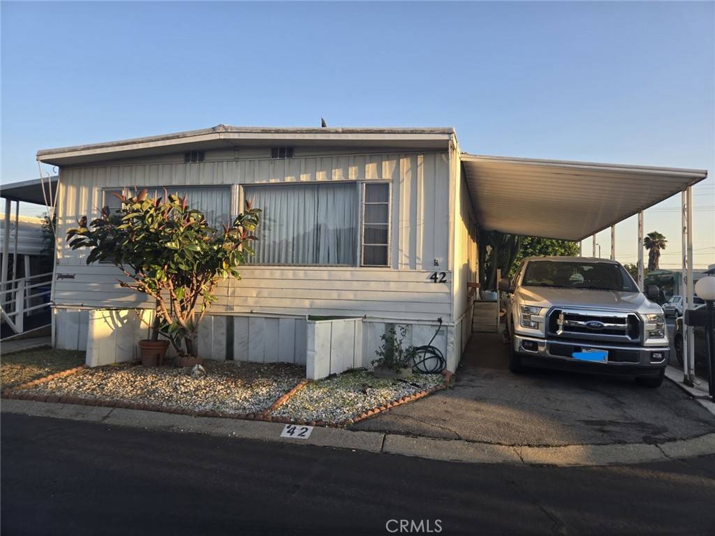 Rialto, CA 92376,2744 W Rialto AVE #42