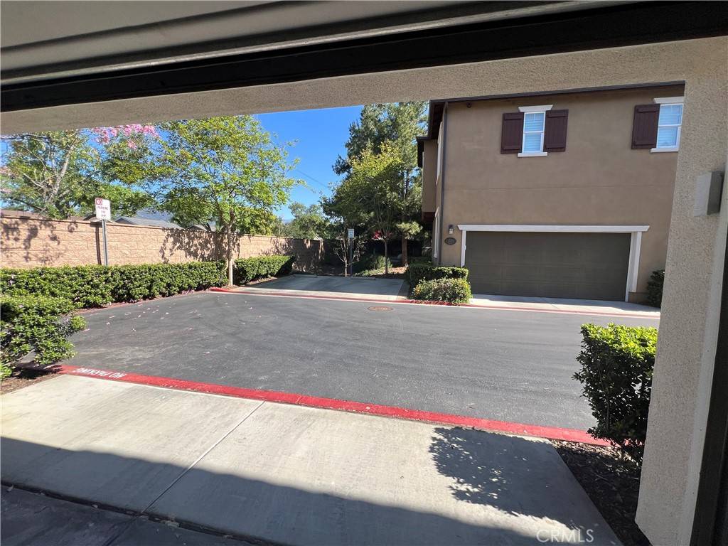 La Verne, CA 91750,1907 Canopy LN