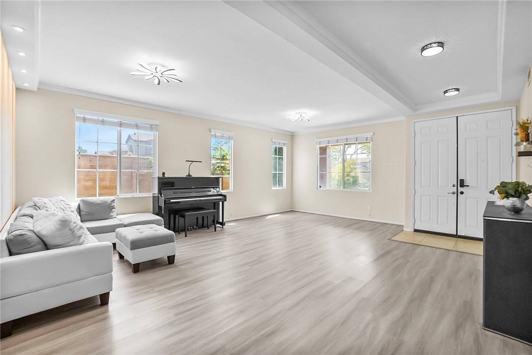 Eastvale, CA 92880,13608 Sagemont Court