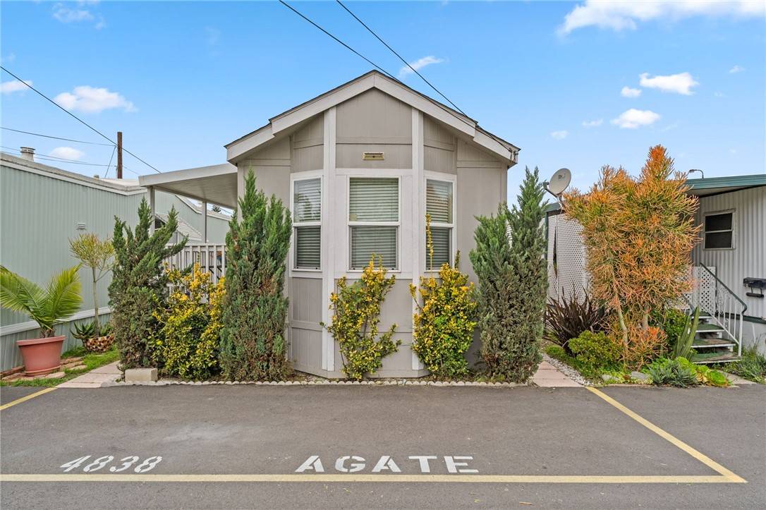 Long Beach, CA 90805,4841 Agate AVE