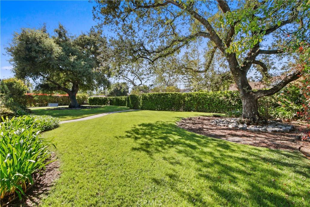 Arcadia, CA 91006,450 Arbolada DR