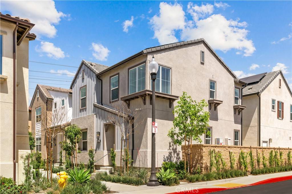 Fontana, CA 92336,16040 Jaime ln#7
