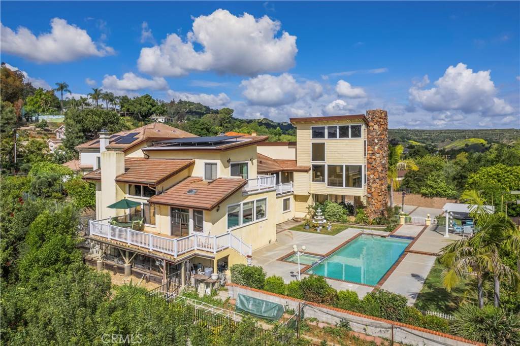 Hacienda Heights, CA 91745,2216 Turnbull Canyon RD