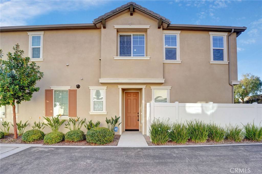 West Hills, CA 91304,22824 W Olive WAY