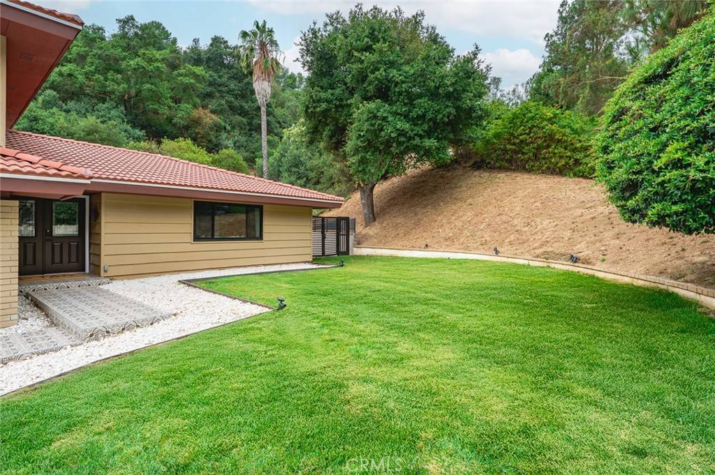 Hacienda Heights, CA 91745,14558 Blue Sky RD