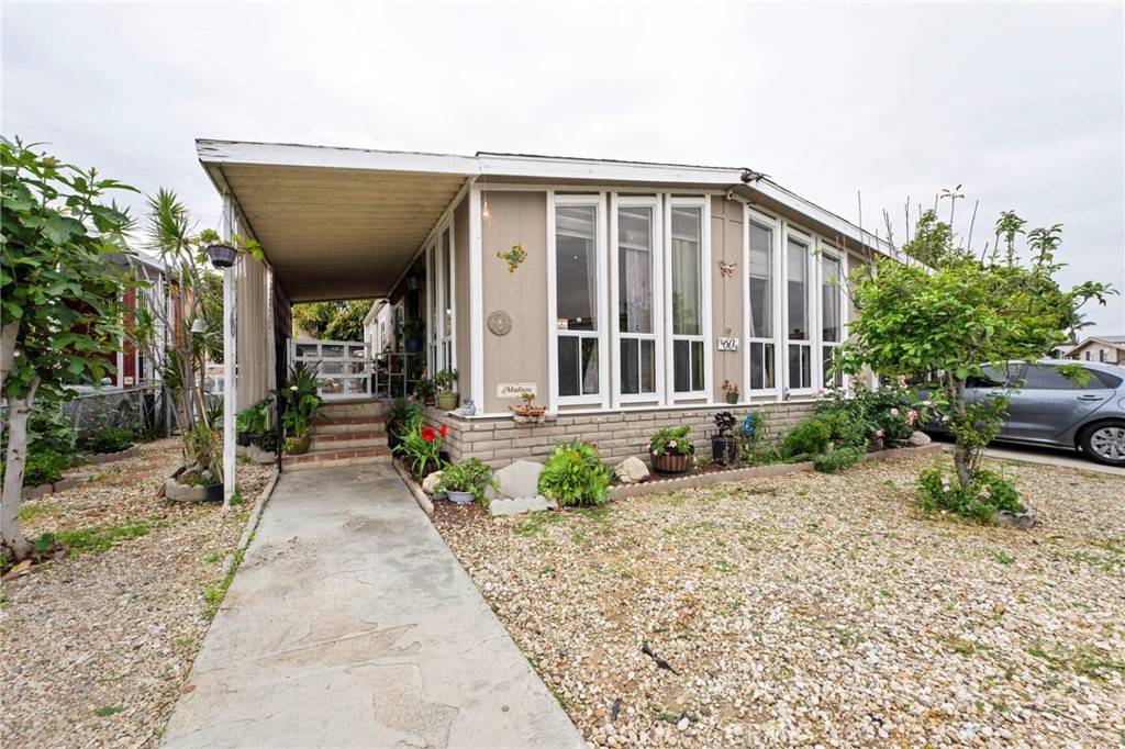Pico Rivera, CA 90660,4139 Paramount BLVD #60