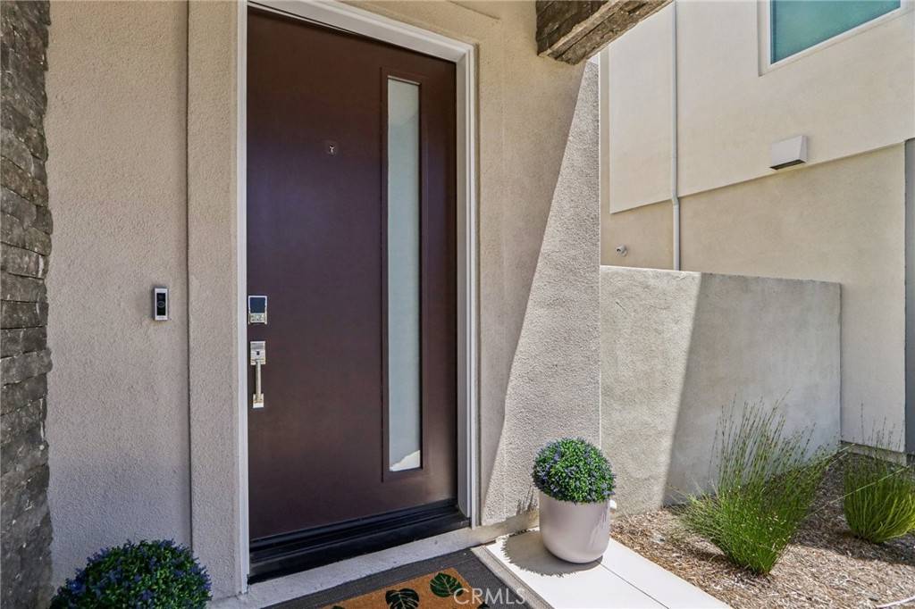 Valencia, CA 91381,26720 Afton LN
