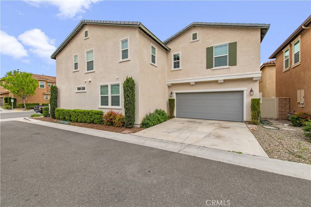 Eastvale, CA 92880,5961 Silveira ST