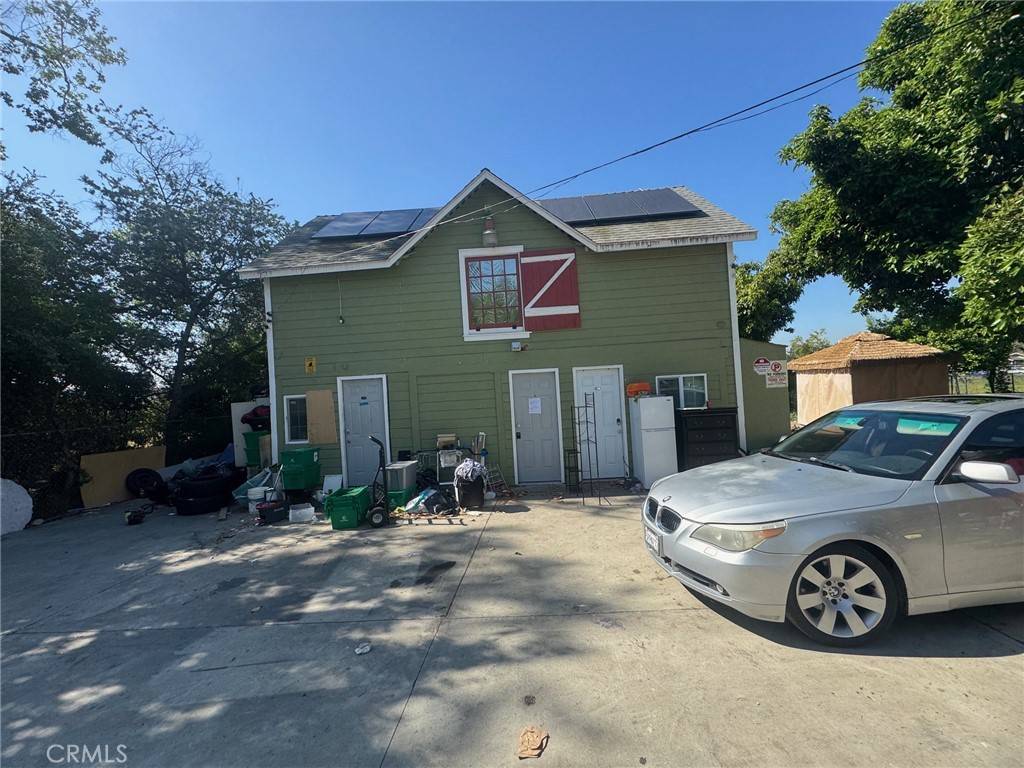 Pomona, CA 91767,850 E Columbia AVE