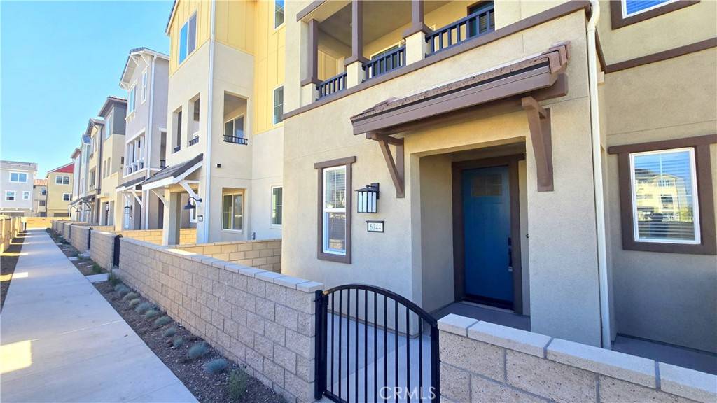 Eastvale, CA 92880,6044 Fairfax DR