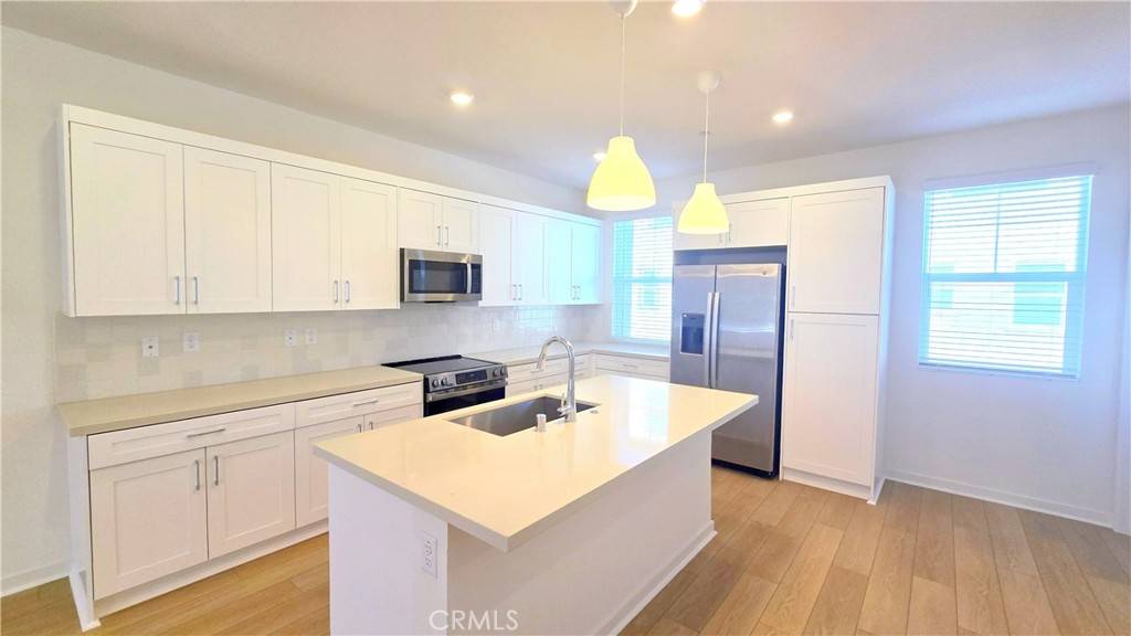 Eastvale, CA 92880,6063 Fairfax DR