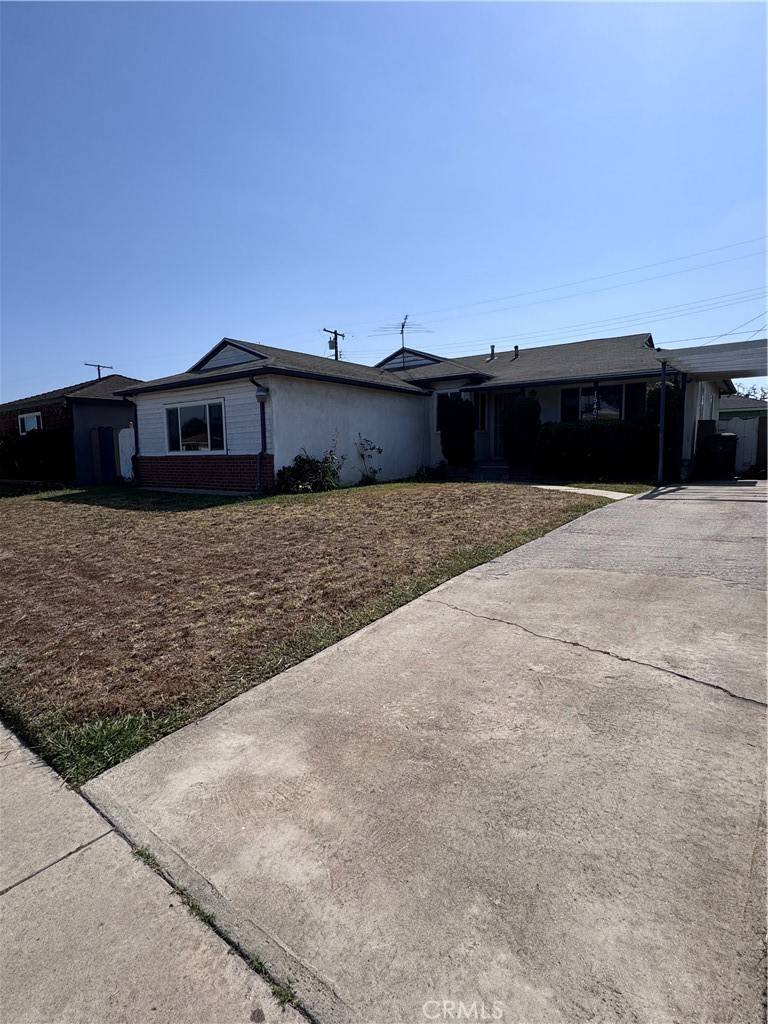 Compton, CA 90220,15407 S Visalia AVE