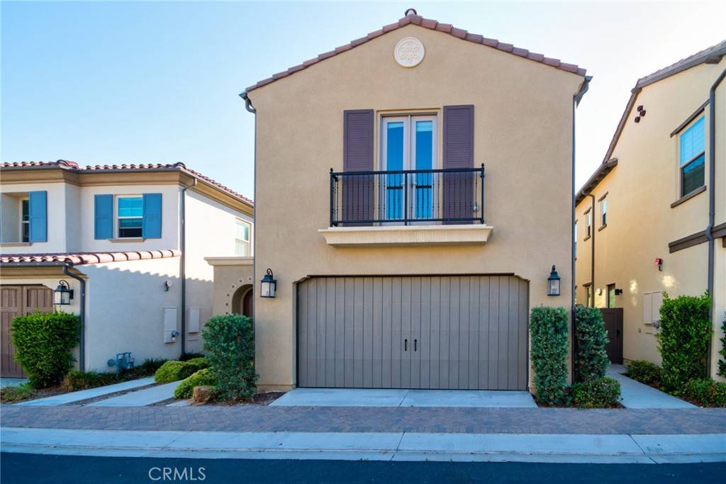 Irvine, CA 92618,223 Gaspar