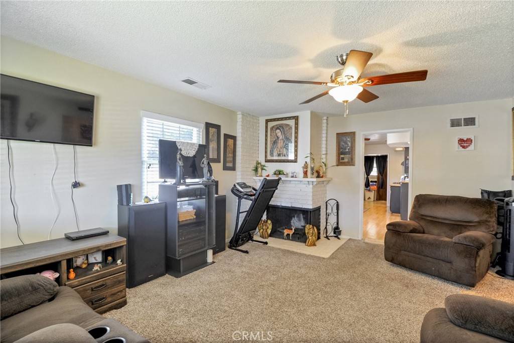 San Bernardino, CA 92404,1097 E 28th ST
