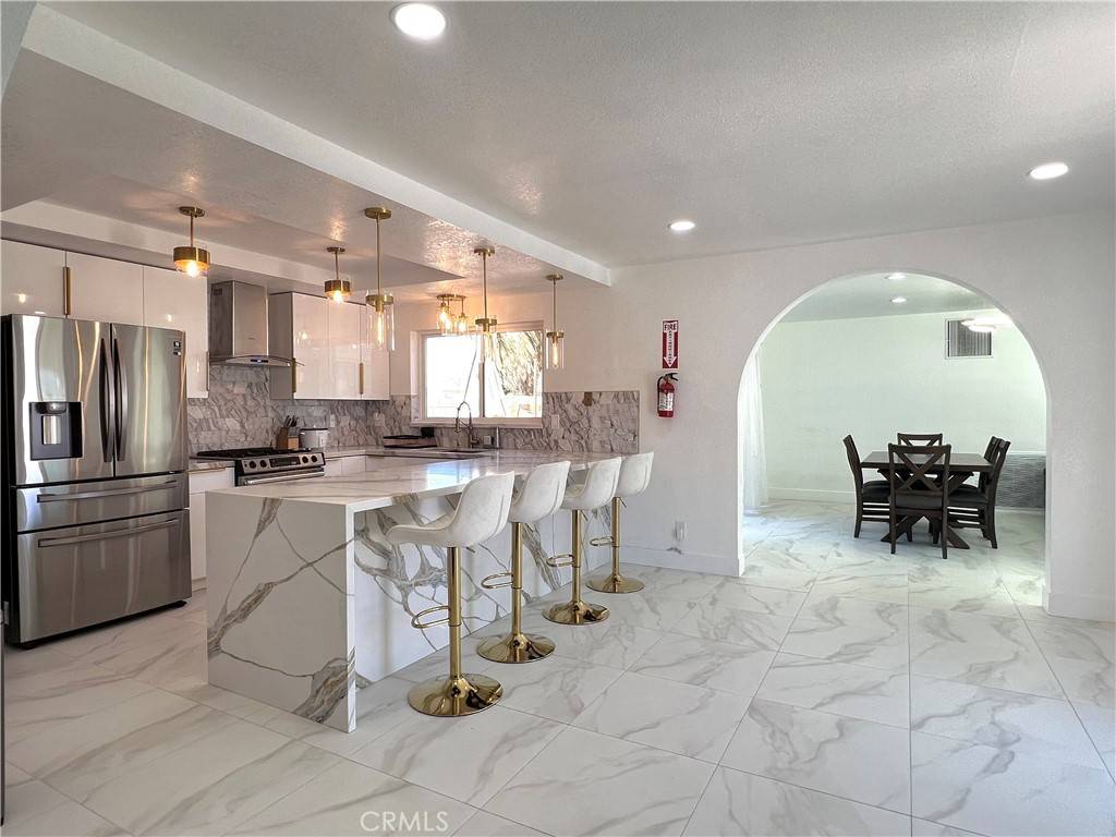 Palm Springs, CA 92262,445 E San Rafael DR