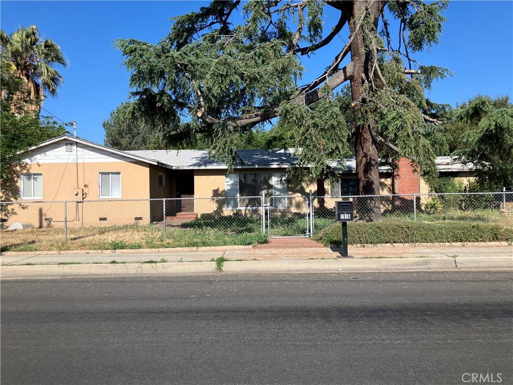 Ontario, CA 91762,1916 S Oaks AVE