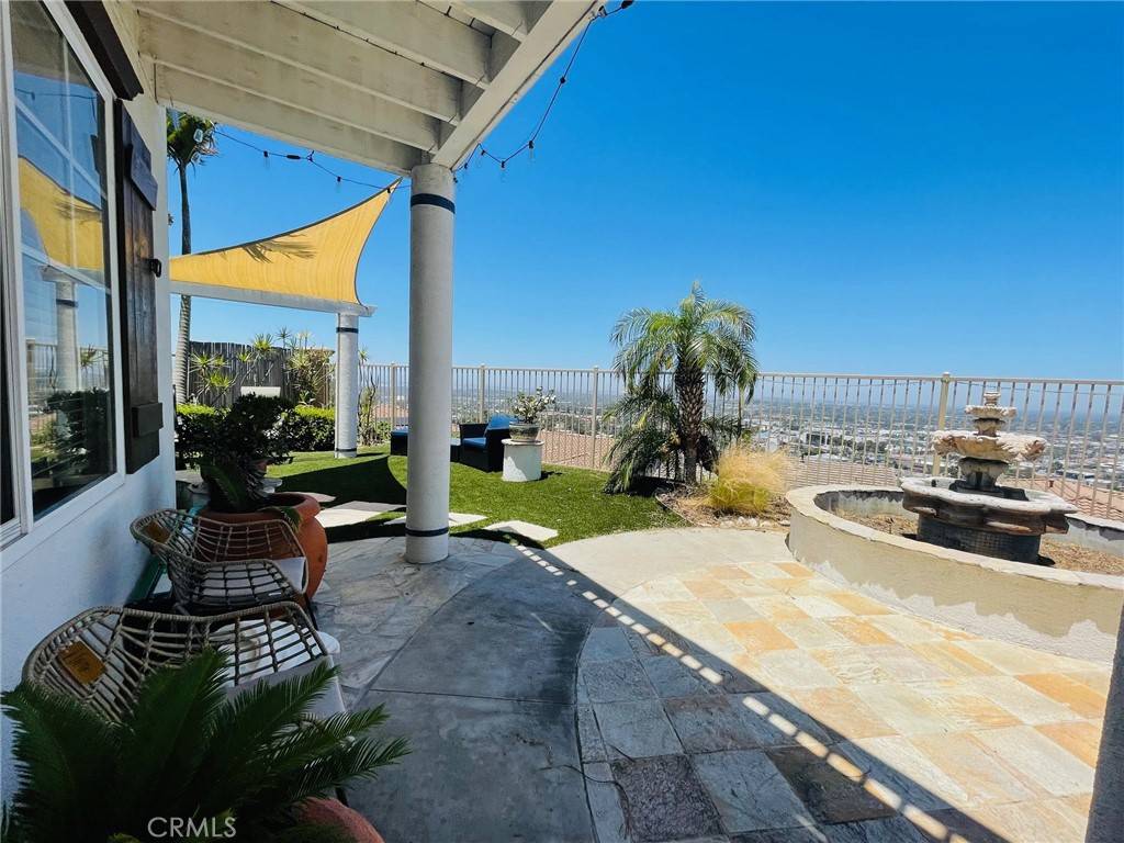 Signal Hill, CA 90755,2293 Westwind WAY